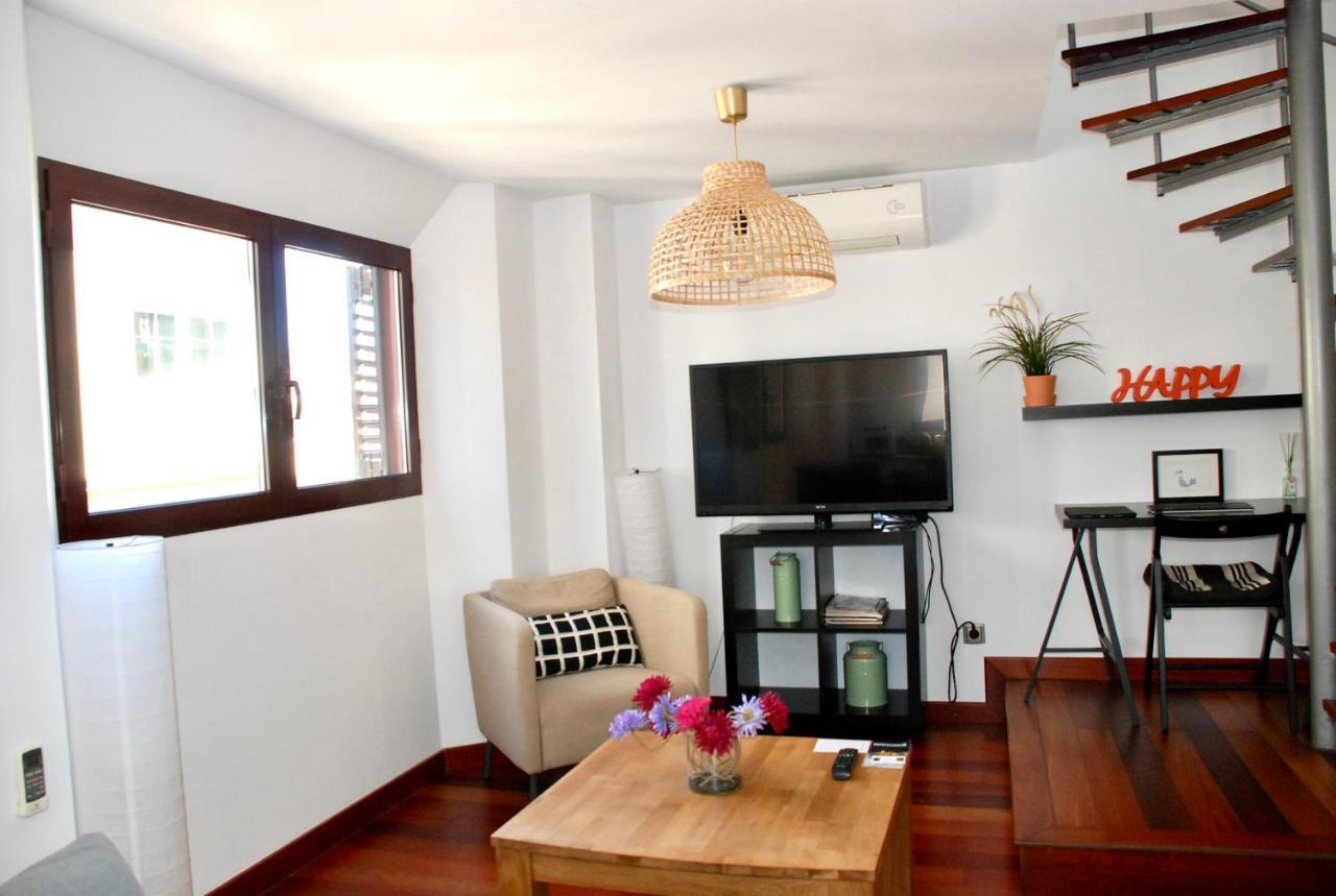 La Casa De La Alameda Apartment มาลากา ภายนอก รูปภาพ