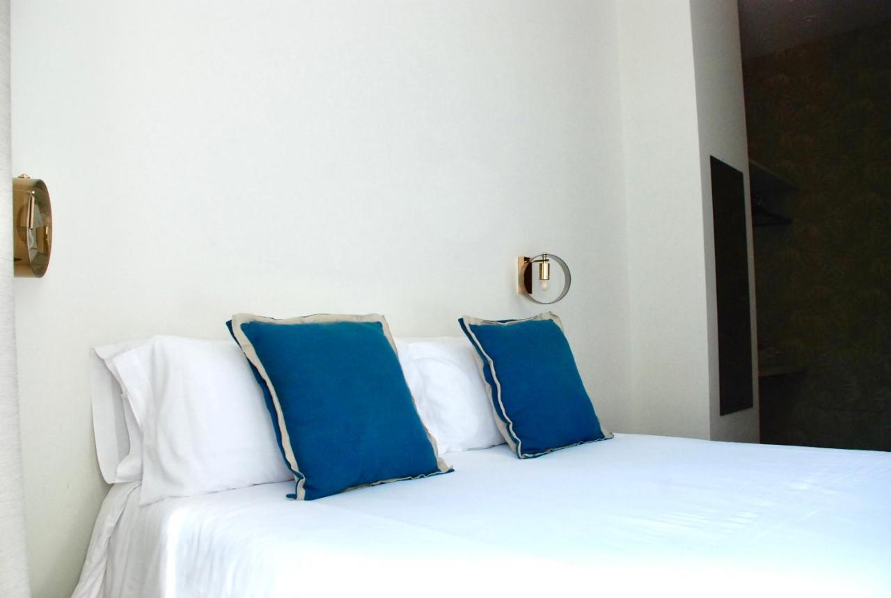 La Casa De La Alameda Apartment มาลากา ภายนอก รูปภาพ