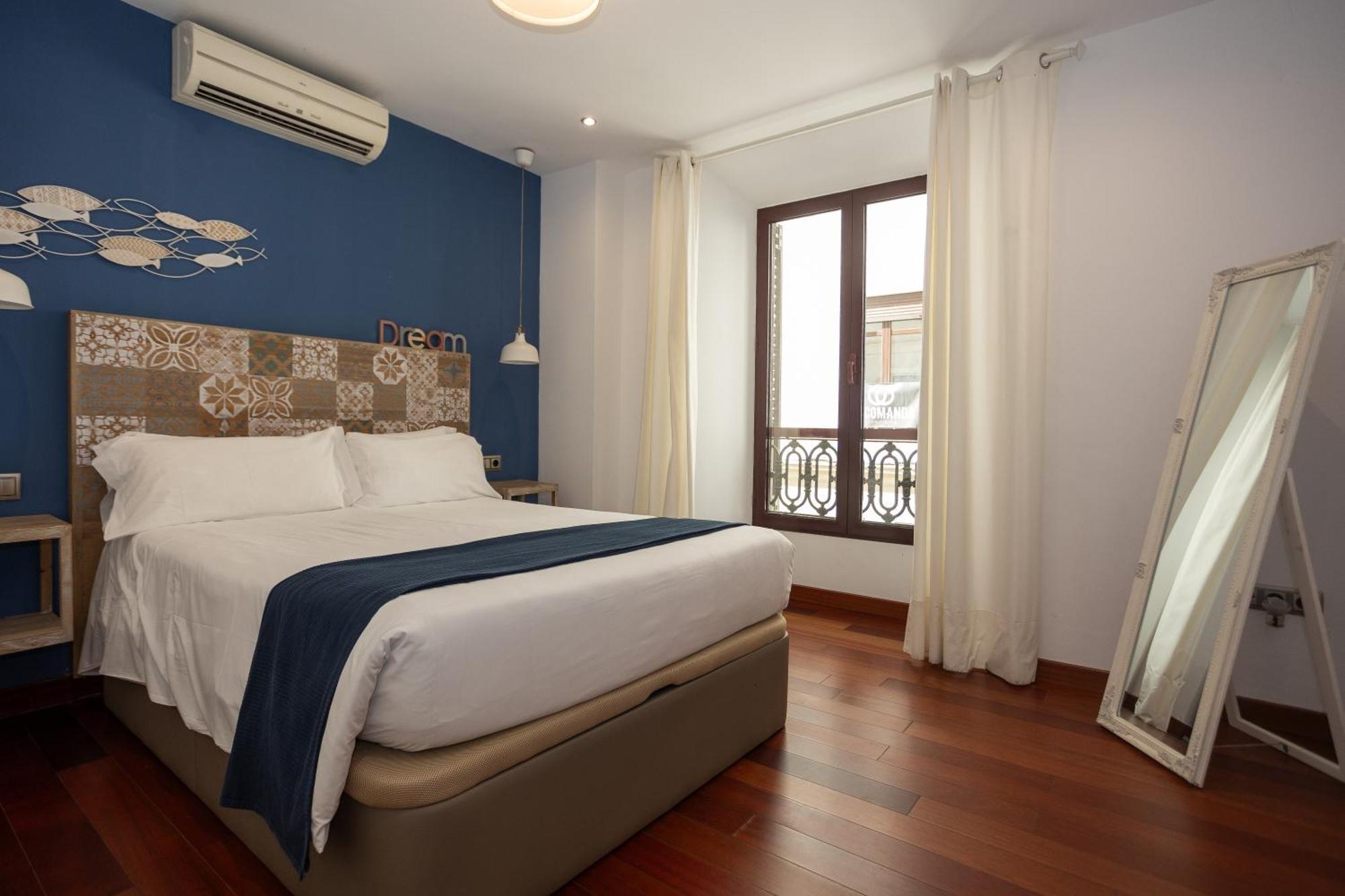 La Casa De La Alameda Apartment มาลากา ภายนอก รูปภาพ