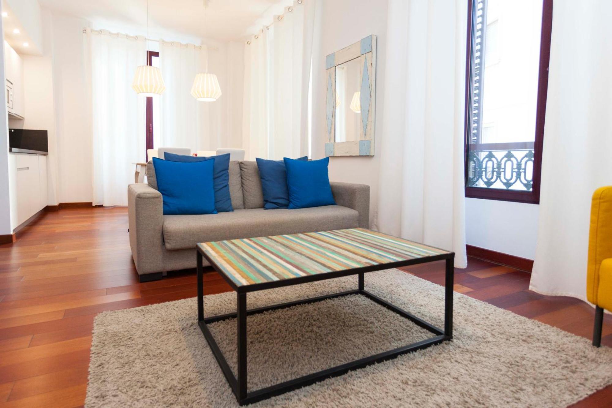 La Casa De La Alameda Apartment มาลากา ภายนอก รูปภาพ